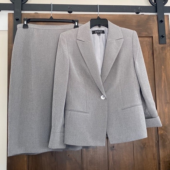 214) Kasper 2 pc set Women's 8P Beautiful Grey Color EUC - Picture 1 of 9